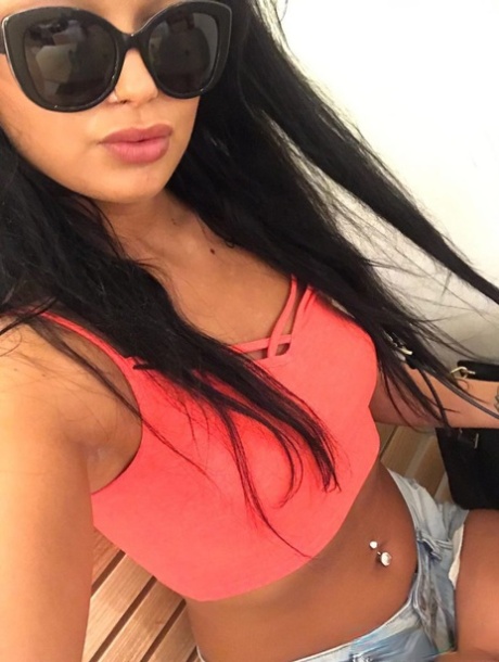 Boğazköy İsti̇klal Escort Ateşli ve Neşeli Bayan Tatyana